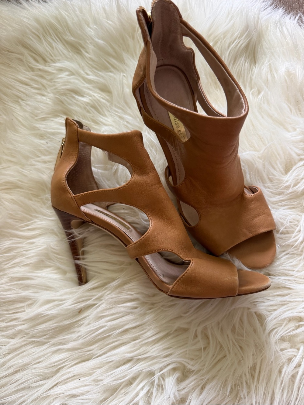 Louise et Cie 'Winnie' leather pump sandals